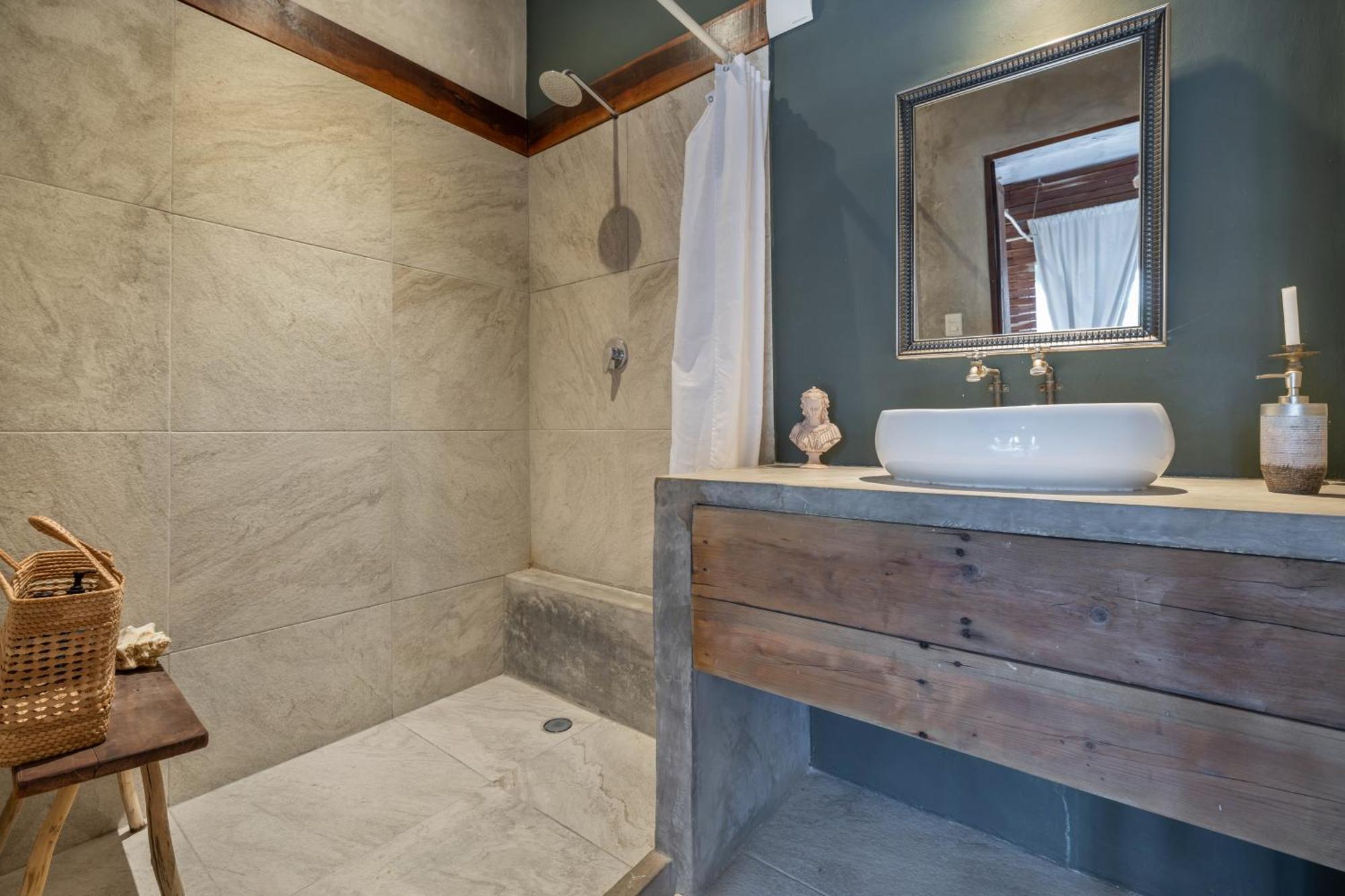 Villa Aruma Boutique *