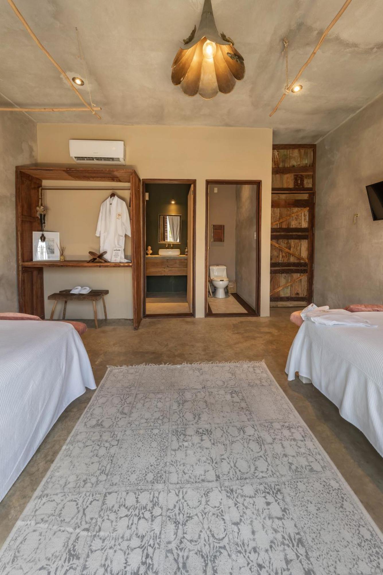 Villa Aruma Boutique *
